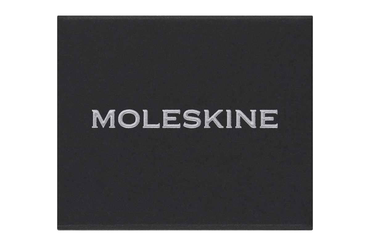 Een Moleskine Pin Crystal Snake - weer leverbaar vanaf 24-01-2025 koop je bij Moleskine.nl